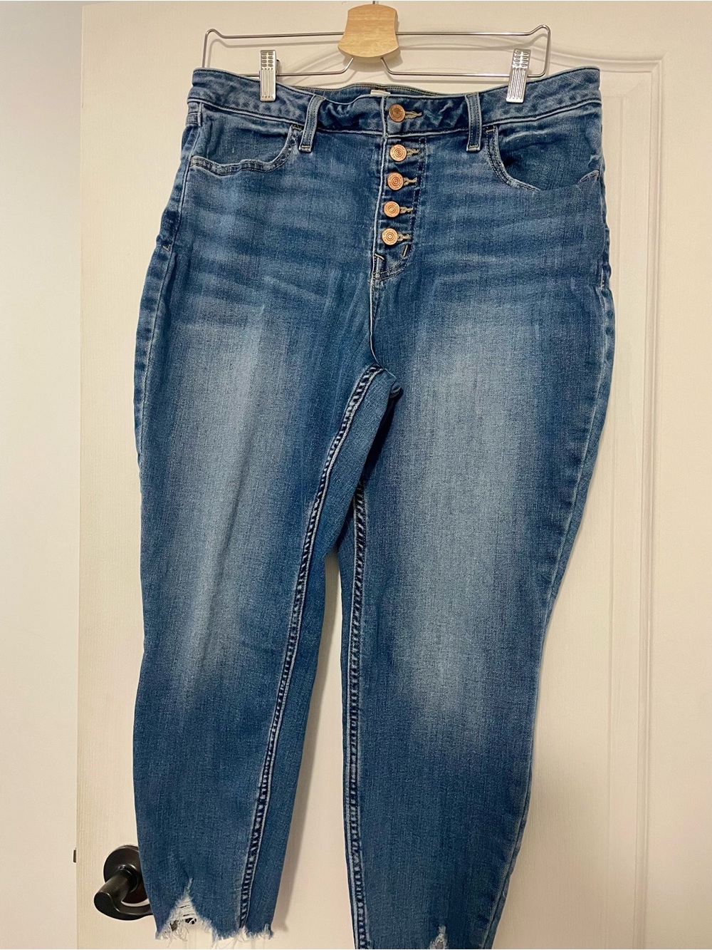 Maurices Dark Blue High-Rise Button-Fly Jeans Size Large